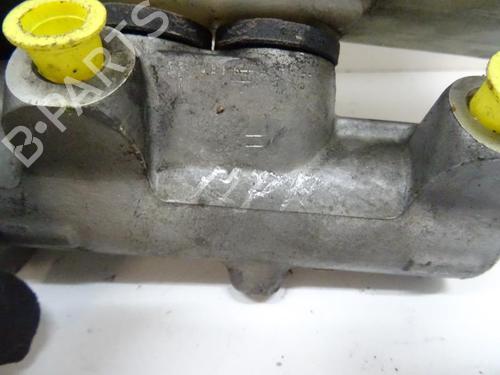 Used Brake master cylinder RENAULT MEGANE Scenic (JA0/1_) [1996-2001]  20057081