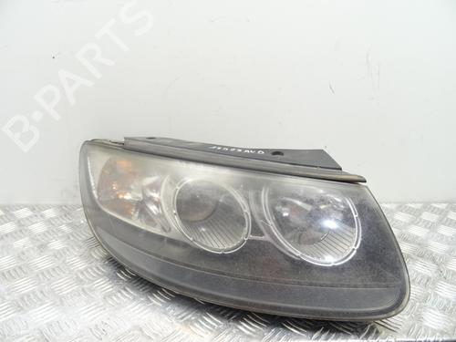 Used Right headlight Right headlight HYUNDAI SANTA FÉ II (CM) 2.2 CRDi GLS 4x4 (150 hp) 30079479 30079479