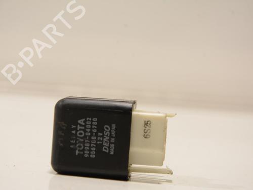 Used Electronic module TOYOTA LAND CRUISER 90 (_J9_) 3.0 TD (KZJ90_, KZJ95_, KZJ90R, KZJ95R, KZJ90W, KZJ95W) (125 hp) 31658527