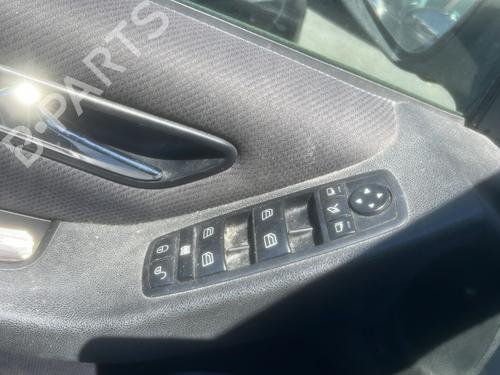 Radio MERCEDES-BENZ B-CLASS Sports Tourer (W245) B 180 CDI (245.207) | BP30097243E6