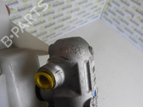 Used Brake master cylinder Brake master cylinder MERCEDES-BENZ A-CLASS (W176) AMG A 45 4-matic (176.052) (381 hp) 20055732 20055732