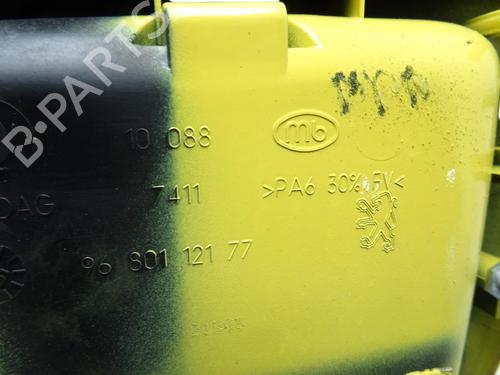 Used Front right exterior door handle Front right exterior door handle PEUGEOT 1007 (KM_) 1.4 (75 hp) 36338751 36338751