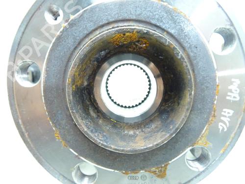 Used Left front steering knuckle Left front steering knuckle VW TIGUAN (5N_) 2.0 TDI (140 hp) 32992842 32992842