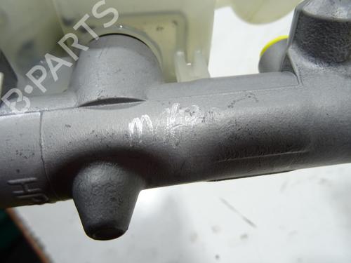 Brake master cylinder TOYOTA RAV 4 II (_A2_) 2.0 D 4WD (CLA20_, CLA21_, CLA20R, CLA21R) | BP32110419M77 