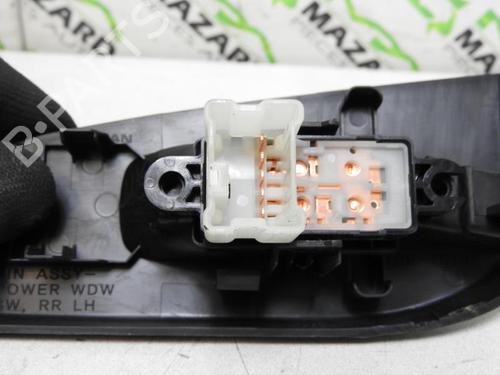 Used Right rear window switch Right rear window switch NISSAN PULSAR Hatchback (C13) 1.5 dCi (110 hp) 20072881 20072881