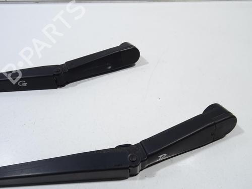 Used Front windshield wiper arm Front windshield wiper arm NISSAN NAVARA NP300 (D40) 2.5 dCi 4WD (171 hp) 20690296 20690296