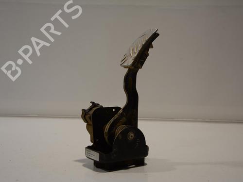 Pedal für LAND ROVER DEFENDER Station Wagon (L316, L315) 2.5 Td5 4x4 (L316) (122 hp) 31308425