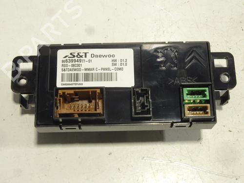 Used Switch Switch PEUGEOT 5008 (0U_, 0E_) 2.0 HDi 150 / BlueHDi 150 (150 hp) 25594381 25594381