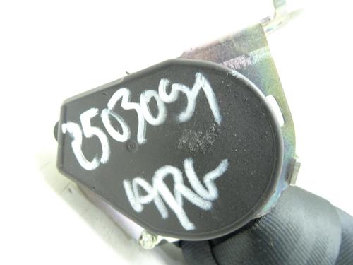 rear-left-seatbelt-dacia-duster-hs_-2010-2011-2012-2013-2014-2015-2016-2017-2018-29543275 main image