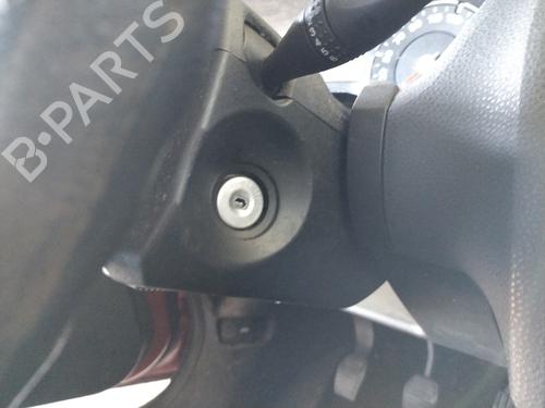 Brugte FORD FIESTA V (JH_, JD_) 4771200