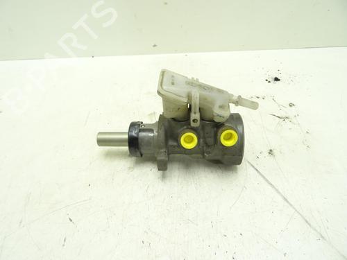 brake-master-cylinder-ford-focus-i-daw-dbw-1998-1999-2000-2001-2002-2003-2004-2005-2006-2007-2008-2009-32267329 main image