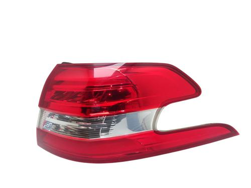 Used Right taillight Right taillight 38021981 38021981