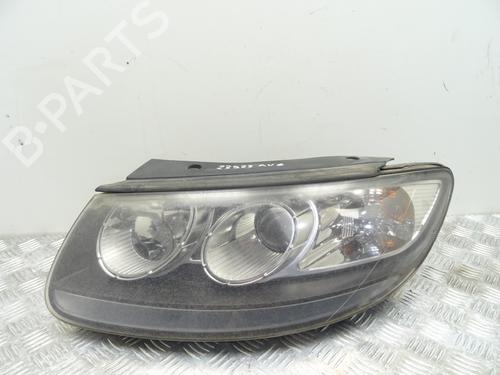 Used Left headlight HYUNDAI SANTA FÉ II (CM) 2.2 CRDi GLS 4x4 (150 hp) 30079471