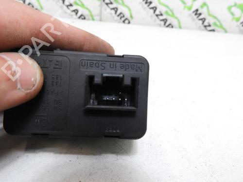 Used Switch Switch OPEL ASTRA G Estate (T98) 2.0 DI (F35) (82 hp) 21964654 21964654