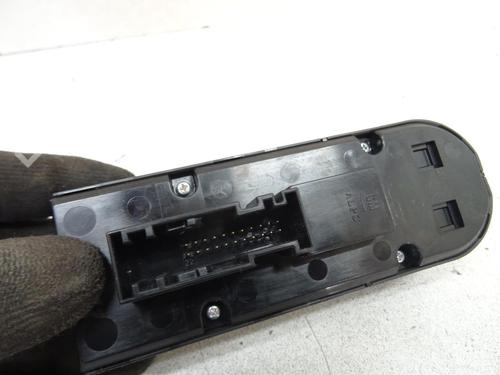 Used Left front window switch Left front window switch OPEL ZAFIRA / ZAFIRA FAMILY B (A05) 1.7 CDTI (M75) (125 hp) 20064345 20064345