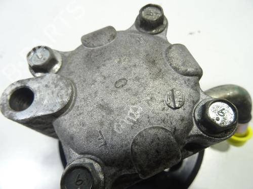 Used Steering pump Steering pump SUZUKI GRAND VITARA II (JT, TE, TD) 1.9 DDiS All-wheel Drive (JT419, TD44, JB419WD, JB419XD,... (129 hp) 26909160 26909160