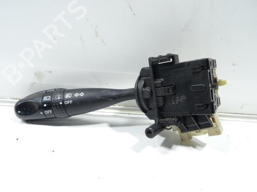 Interruttore TOYOTA RAV 4 II (_A2_) 2.0 D 4WD (CLA20_, CLA21_, CLA20R, CLA21R) (116 hp) 32110468