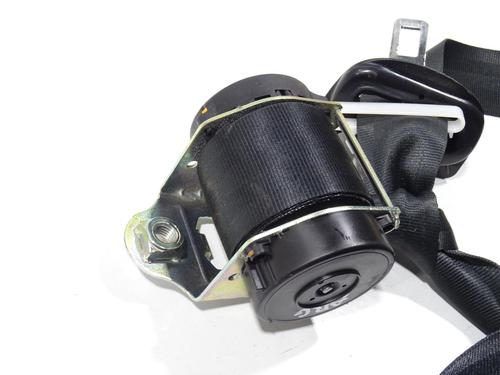 Used Rear left seatbelt Rear left seatbelt LAND ROVER DISCOVERY IV (L319) 3.0 SDV6 4x4 (256 hp) 20223576 20223576