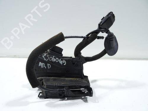 Høyre bak lås RENAULT TWINGO III (BCM_, BCA_) 0.9 TCe 95 (92 hp) 29838643