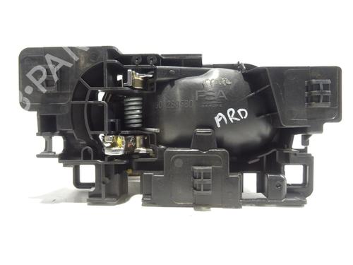 Used Rear right interior door handle Rear right interior door handle CITROËN C3 III (SX) 1.2 PureTech 82 (83 hp) 24656036 24656036