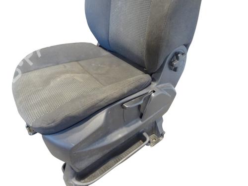 Sæde venstre fortil Sæde venstre fortil FORD TRANSIT CONNECT (P65_, P70_, P80_) 1.8 TDCi (90 hp) 36673556 36673556