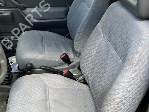 Left front window switch SUZUKI JIMNY Closed Off-Road Vehicle (SN) 1.5 DDiS 4x4 | BP33991165I27 - Image 20