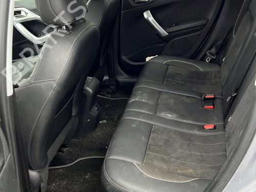 Used Parts PEUGEOT 2008 I (CU_) 1.2 THP 110 / PureTech 110 4478921