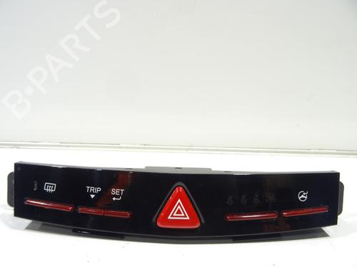 Used Warning switch Warning switch SSANGYONG TIVOLI 1.6 XDi 160 (115 hp) 32192586 32192586