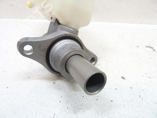 Brake master cylinder TOYOTA YARIS (_P9_) 1.33 VVT-i (NSP90_, NSP90R) | BP20040690M77 