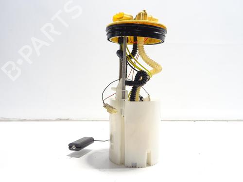 Used Fuel pump BMW 5 (E60) 530 d (231 hp) 29611500