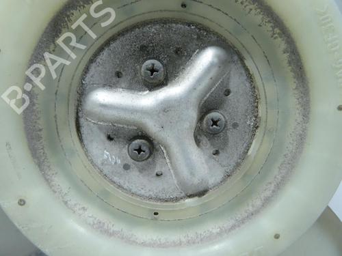 radiator-fan-toyota-rav-4-ii-_a2_-2000-2001-2002-2003-2004-2005-26022747 main image