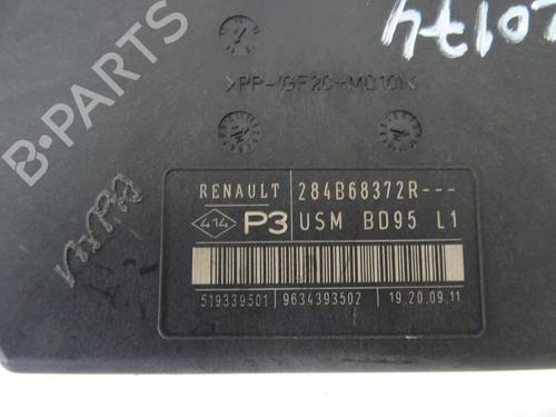 Used Electronic module RENAULT MEGANE III Hatchback (BZ0/1_, B3_) 1.5 dCi (BZ09, BZ0D, BZ1W, BZ29, BZ14) (110 hp) 21968343