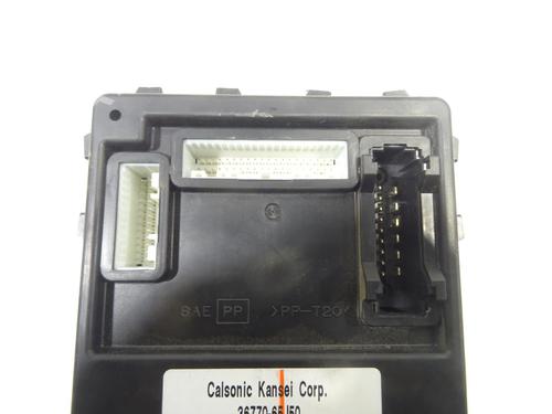 Used Fuse box Fuse box SUZUKI GRAND VITARA II (JT, TE, TD) 1.9 DDiS All-wheel Drive (JT419, TD44, JB419WD, JB419XD,... (129 hp) 26056383 26056383