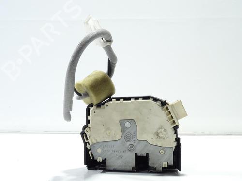 Rear left lock LAND ROVER RANGE ROVER III (L322) 4.4 D 4x4 | BP28325571C100 