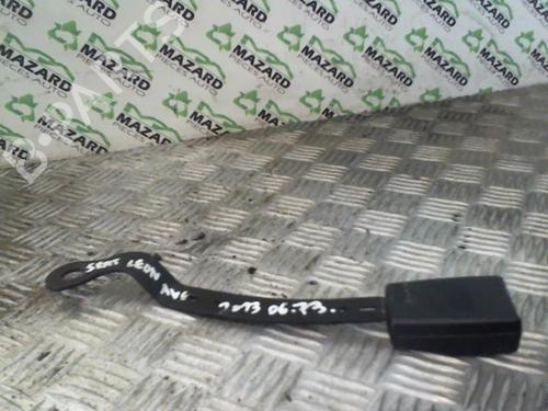 Used Seat buckle SEAT LEON (1M1) 1.9 TDI (110 hp) 21966316