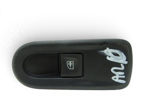 Venstre bagtil elrude kontakt Venstre bagtil elrude kontakt DACIA DUSTER (HS_) 1.5 dCi (109 hp) 34258041 34258041