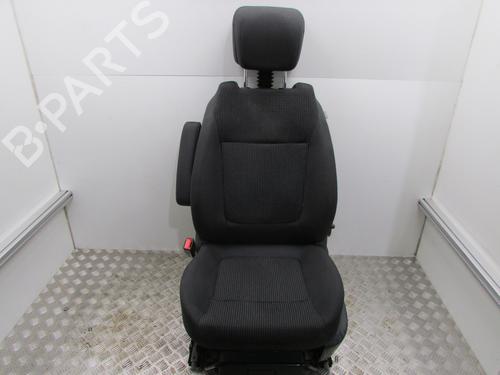 Left front seat PEUGEOT 5008 (0U_, 0E_) 2.0 HDi 150 / BlueHDi 150 | BP25588134C15 
