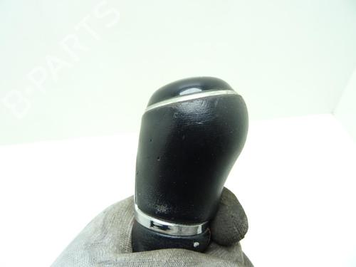 shift-knob-vw-golf-v-1k1-2003-2004-2005-2006-2007-2008-2009-2010-30079482 main image