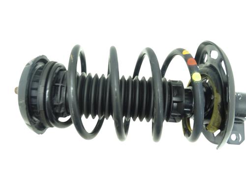 Used Left front shock absorber Left front shock absorber PEUGEOT 2008 I (CU_) 1.2 THP 110 / PureTech 110 (110 hp) 36589095 36589095