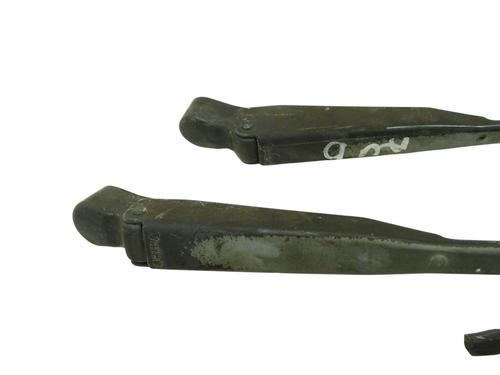 Used Front windshield wiper arm Front windshield wiper arm 37679657 37679657