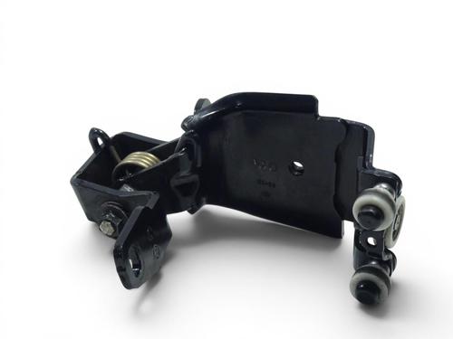 hingedoor-check-strap-vw-multivan-t7-stm-stn-2021-34359397 main image