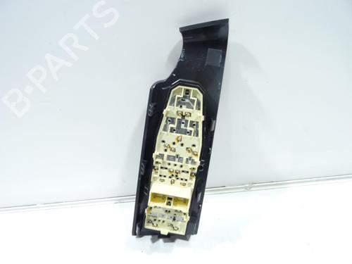 Used Left front window switch Left front window switch CHEVROLET AVEO / KALOS Hatchback (T250, T255) 1.4 (101 hp) 33429241 33429241