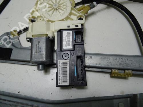 Used Front right window mechanism Front right window mechanism RENAULT LAGUNA III (BT0/1) 1.5 dCi (BT00, BT0A, BT0T, BT1J) (110 hp) 20059443 20059443