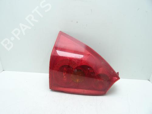 left-taillight-peugeot-307-break-3e-2002-2003-2004-2005-2006-2007-2008-2009-32472914 main image