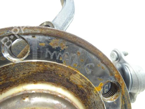 Used Left front steering knuckle Left front steering knuckle VW GOLF VII (5G1, BQ1, BE1, BE2) 1.6 TDI (105 hp) 23786295 23786295