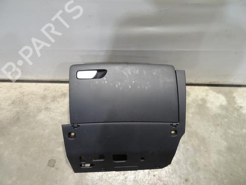 Used Glove box AUDI A3 Sportback (8VA, 8VF) 1.4 TFSI (122 hp) 29115260