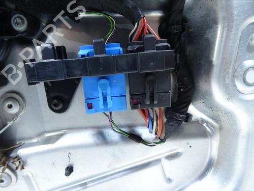 Used Rear right window mechanism Rear right window mechanism VW PHAETON (3D1, 3D2, 3D3, 3D4, 3D6, 3D7, 3D8, 3D9) 5.0 V10 TDI 4motion (313 hp) 33429281 33429281