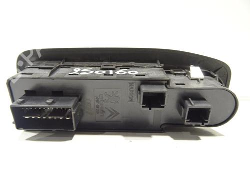 Left front window switch PEUGEOT 208 I (CA_, CC_) 1.2 VTI 82 | BP28172439I27