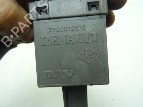 Electronic module RENAULT TRAFIC II Van (FL) 1.9 dCi 80 (FL0B) | BP32671284M83 