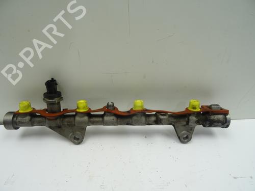 Used Injection rail Injection rail RENAULT GRAND SCÉNIC III (JZ0/1_) 1.9 dCi (JZ0J, JZ0N, JZ1K, JZ1S) (131 hp) 28212721 28212721